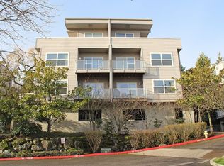 618 S Nevada St #D, Portland, OR 97219