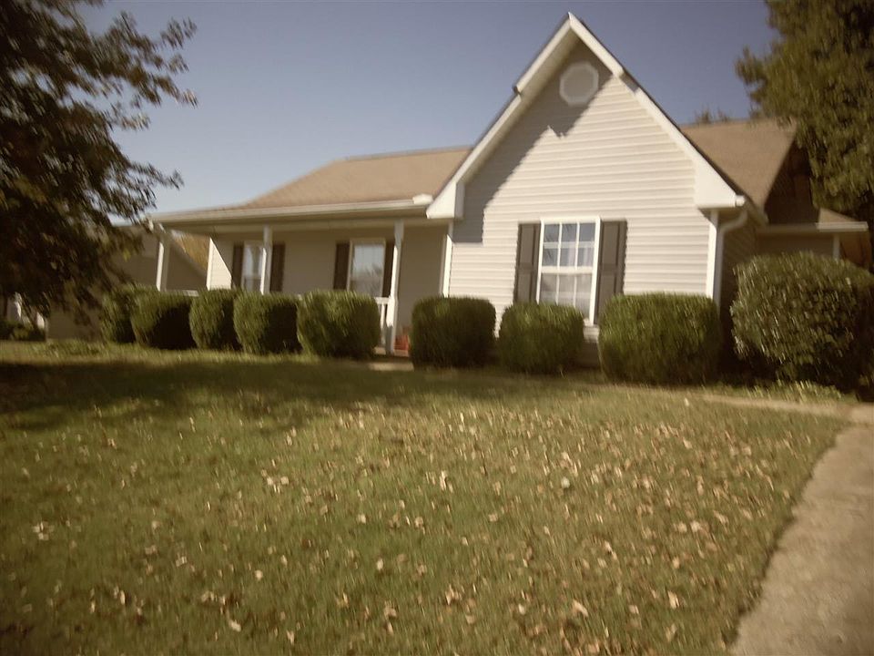 1st image of 214 Queensbury Way