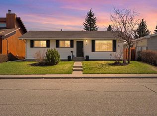 6 W Sackville Dr SW, Calgary, AB T2W0W1
