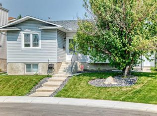 116 SW McKerrell Close SE, Calgary, AB T2Z 1M2