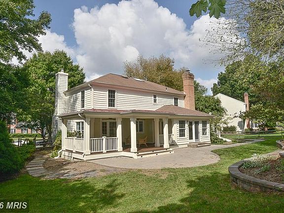 4th image of 3011 Heritage Farm Ct