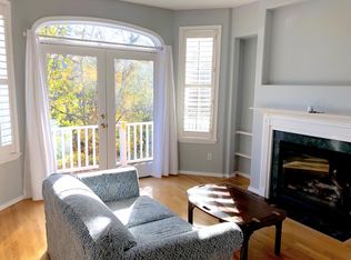 15 SW Hamilton Ct #1, Portland, OR