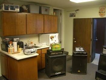 4th image of 113 Empire Pl