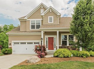 577 Dover Dr, Aurora, OH