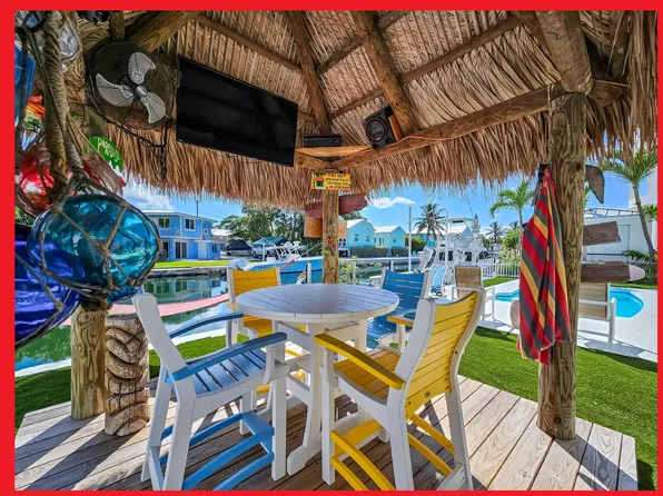 1021 Caribbean Dr E, Summerland Key, FL 33042