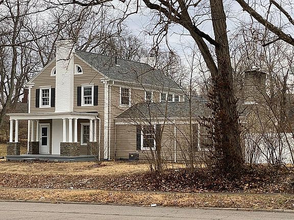 3rd image of 2835 Otterbein Ave