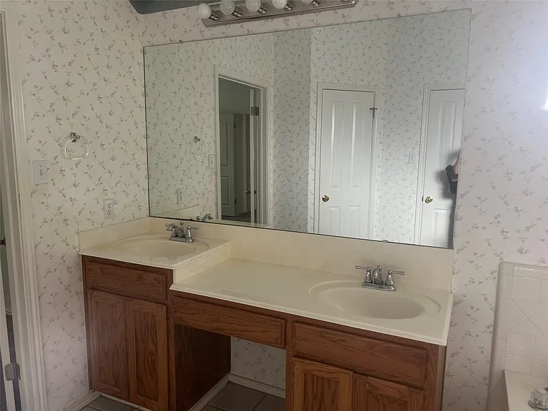209 Bryce Canyon Dr — Photo 15