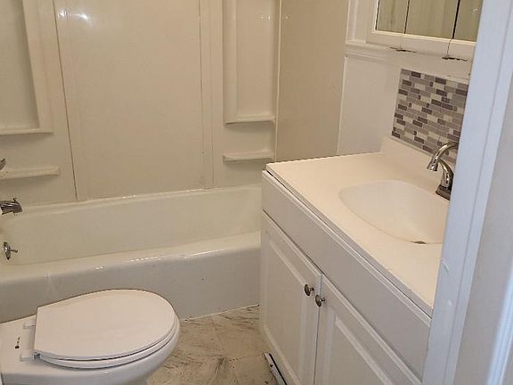 5th image of 684 3rd Ave Floor 1