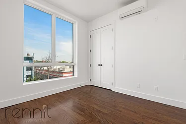 Rented by Rennit Inc.