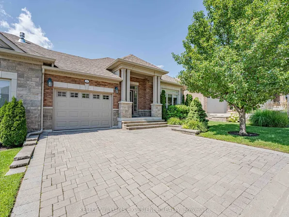 26 Upper Highland, New Tecumseth, ON L9R 0K5