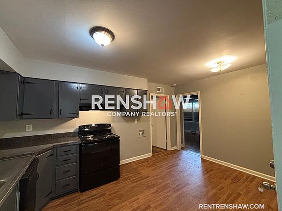 5th image of 3144 S Glengarry Rd