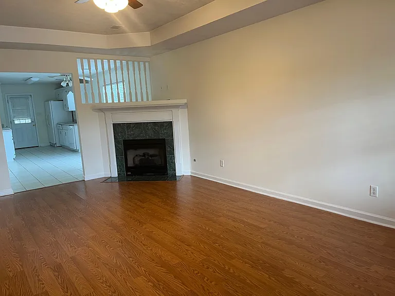 105 Long Creek Way — Photo 3