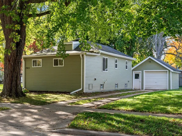 1943 Minnesota St, Oshkosh, WI 54902
