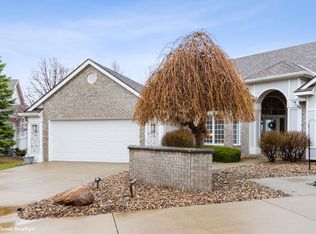 13583 Village Ct, Clive, IA 50325