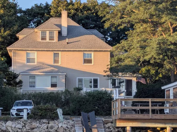 16 Simpson Ln, York, ME 03909