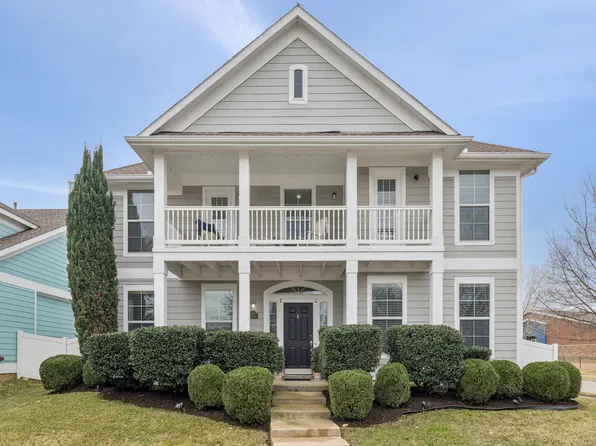 9500 Cape Cod Blvd, Aubrey, TX 76227