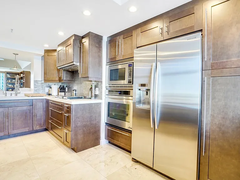 77 S Birch Rd #8C — Photo 11