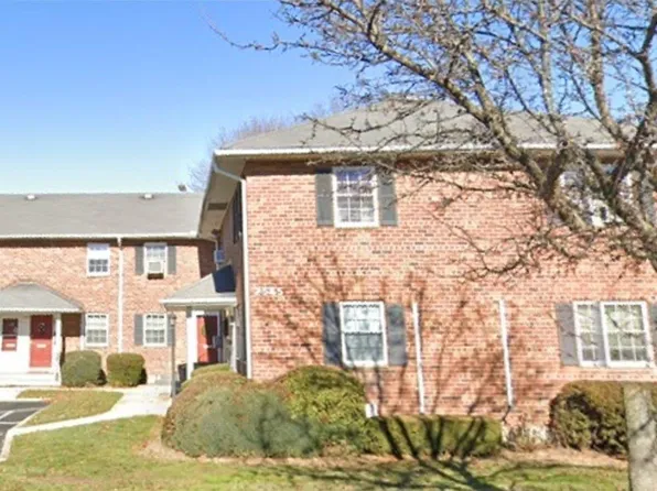 2555 Jerusalem Avenue #2V, North Bellmore, NY 11710
