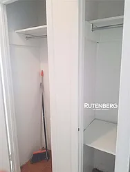 Rented by R New York