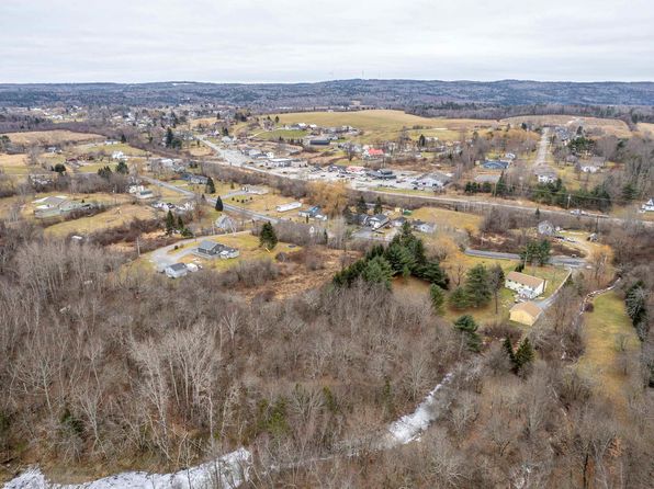 74 Bowman Rd, West Hants, NS B0N 2T0