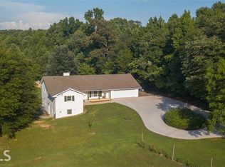 6848 Heardsville Rd, Cumming, GA 30028