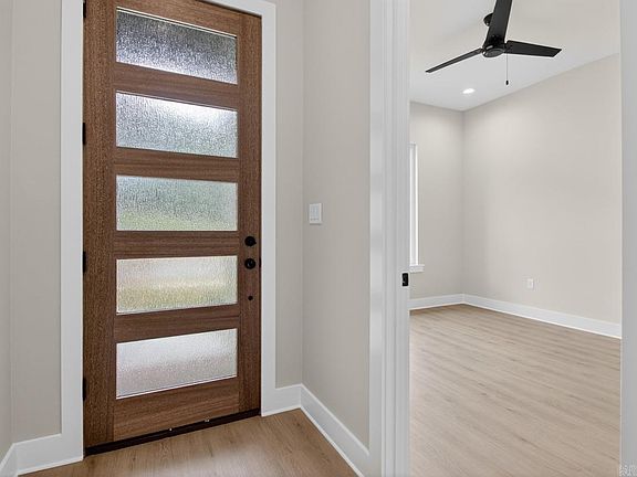 5th image of 108 Kinley Loop