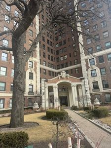5555 S Everett Ave APT E-7, Chicago, IL, 60637
