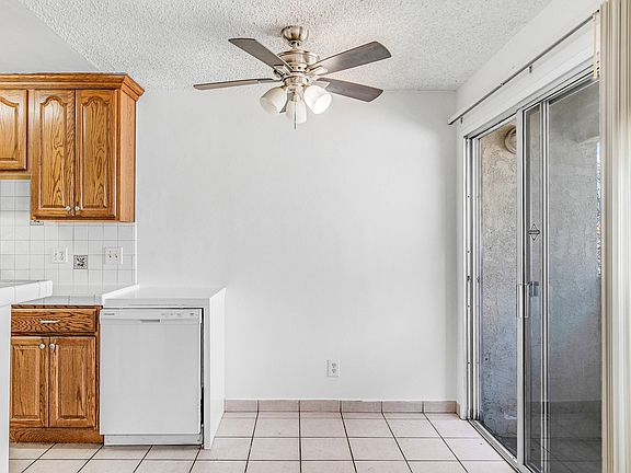 3rd image of 1752 Federal Ave #2