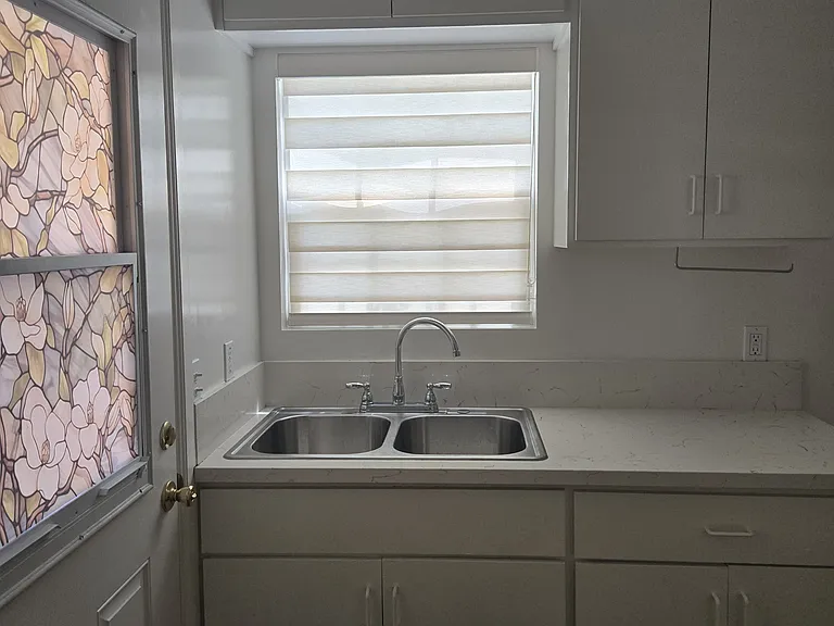 188-200 S Catalina St #198 — Photo 8
