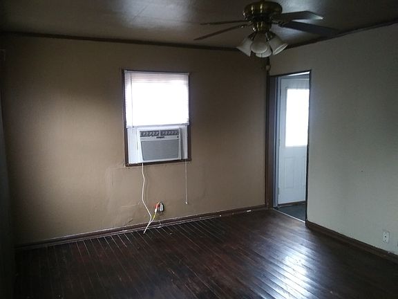 Additional Living Room