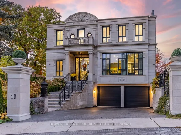 10 Hillavon Dr, Toronto, ON M9B 2P5
