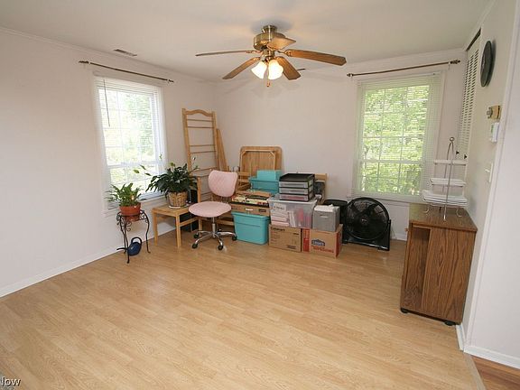 5th image of 7247 Foxmill Rd Unit A