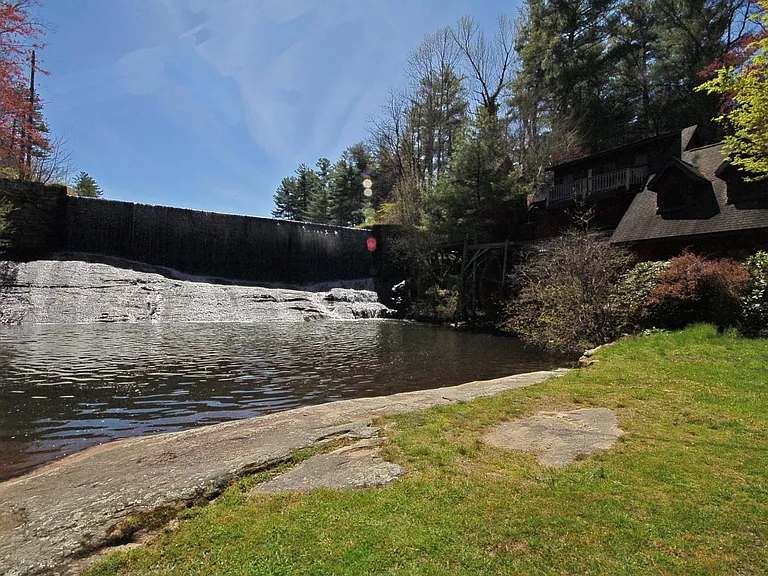 148 Covered Bridge Dr — Photo 21