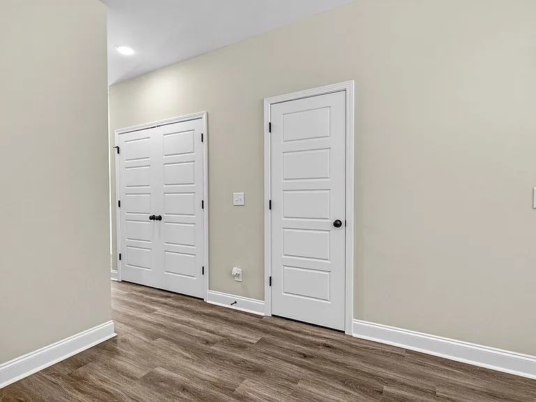 Trenton Commons — Photo 14
