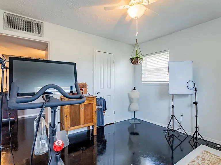 4034 Stillwood Ln — Photo 22