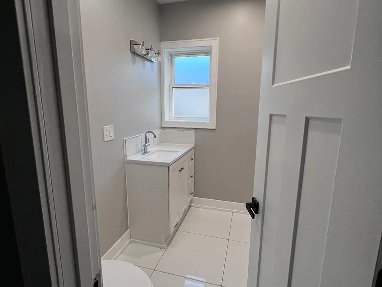 429 N Leamington Ave #2 — Photo 8