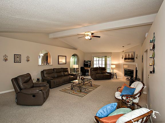 5th image of 12569 Glamdring Ct