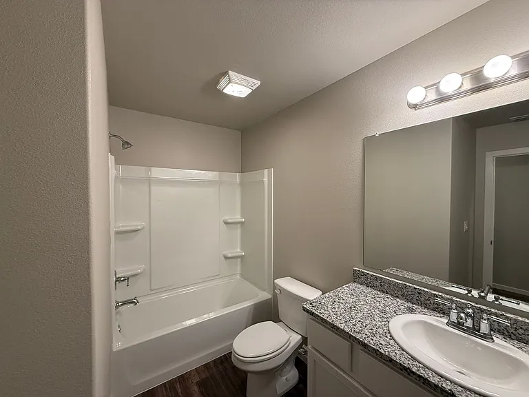 2110 Kokomo Ave — Photo 8
