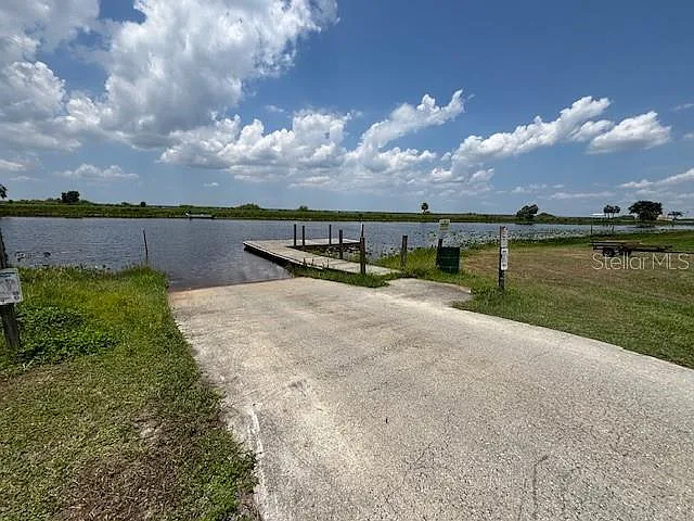 4 bed, 2.0 bath, 1552 sqft, $3,650 — Photo 4