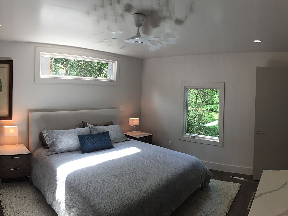 2nd image of 803 Summer Hill Rd