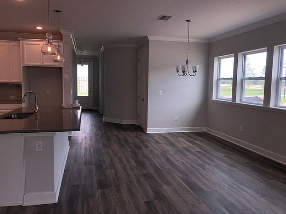 4th image of 49 Gilchrist Way
