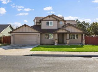 2146 NW 22nd St, Redmond, OR