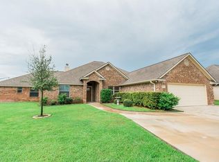 2913 Ascot Ct, Bryan, TX 77808