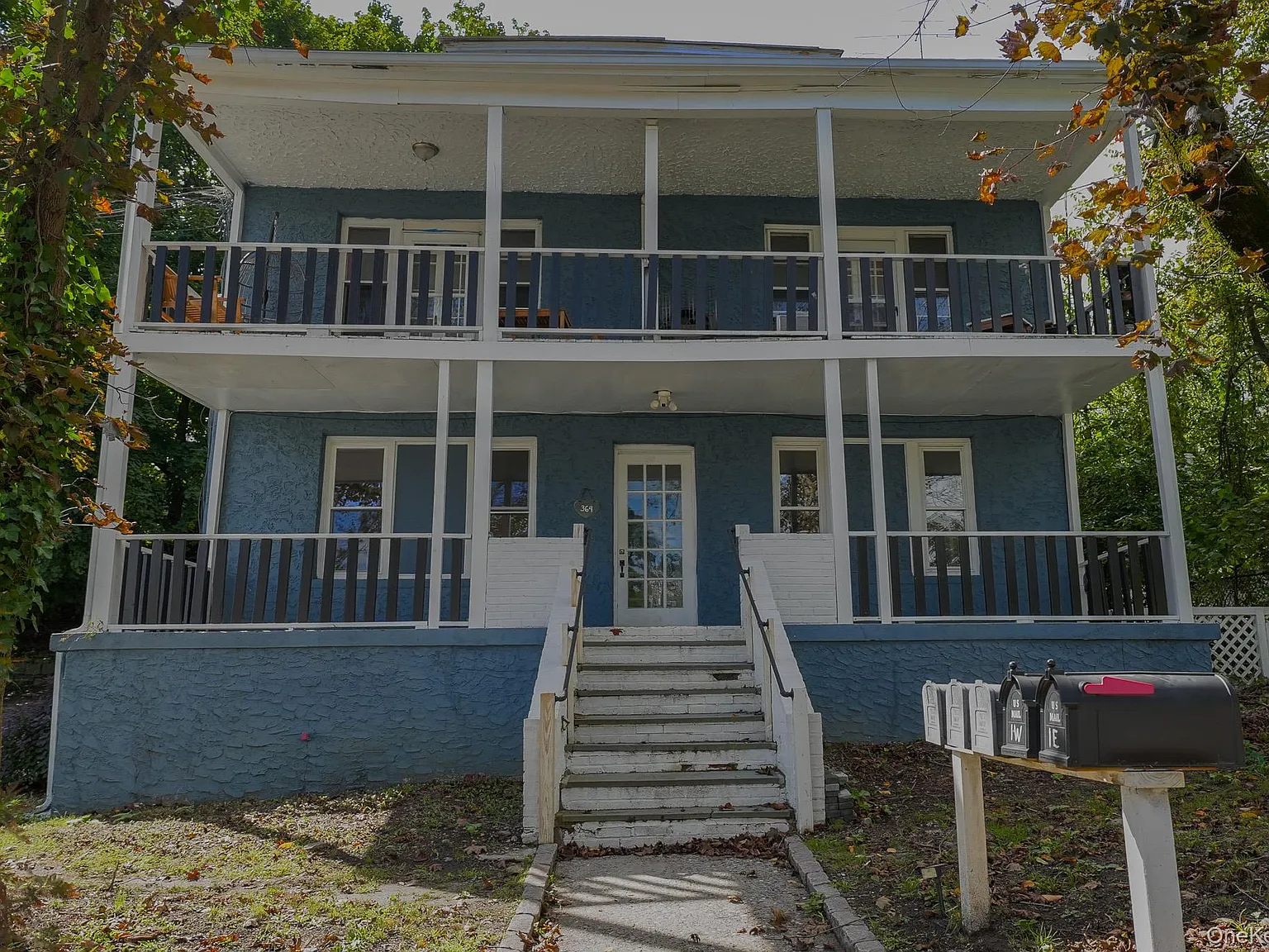 364 Ashford Ave — Photo 2