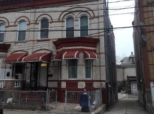 1061 E 34th St, Brooklyn, NY 11210