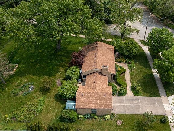 2nd image of 4202 Sheffield Rd