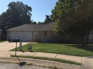 1004 S East St, Rogers, AR 72756