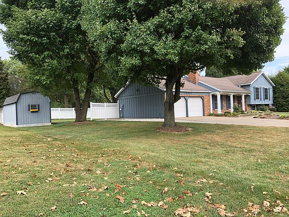 3rd image of 1804 Margaret Dr