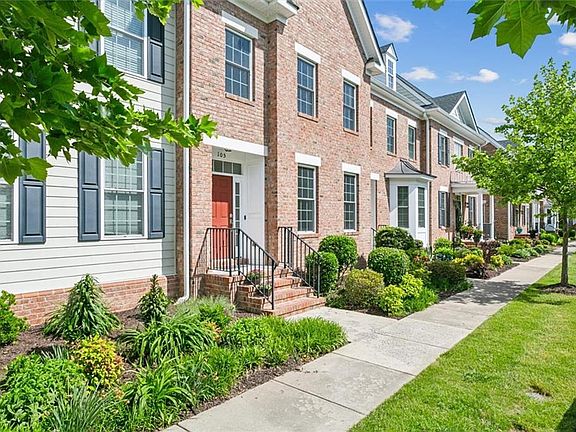 4th image of 105 Peyton Randolph Drive