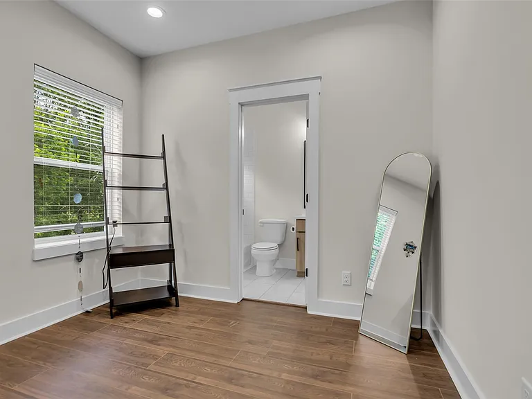 5303 Donovan Gardens Ln — Photo 18